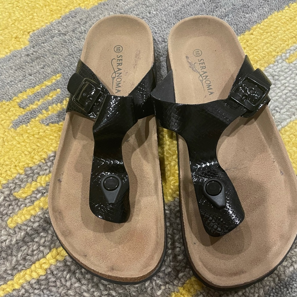 Boutique sandals excellent condition